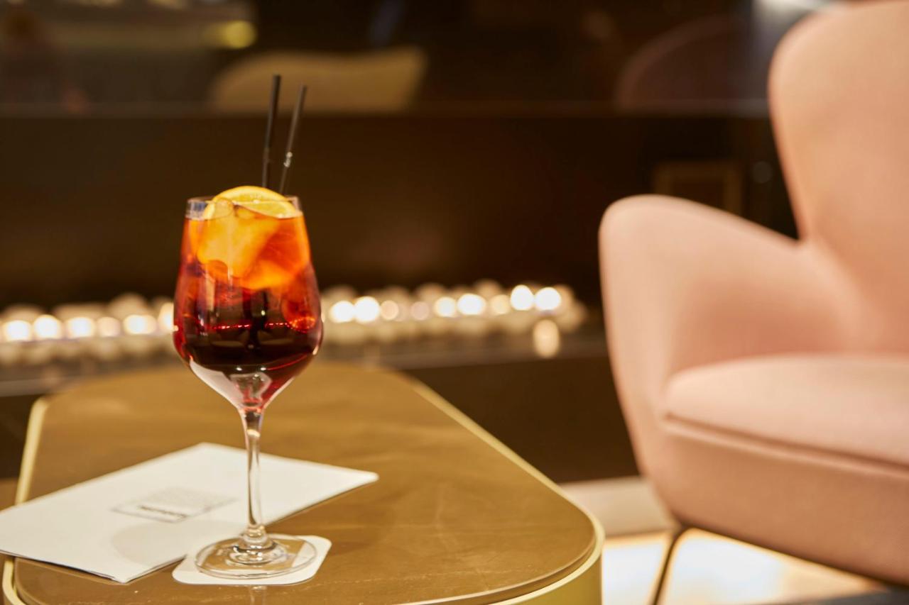 ホテル プラザ アンドラ・ラ・ベリャ エクステリア 写真 A Negroni