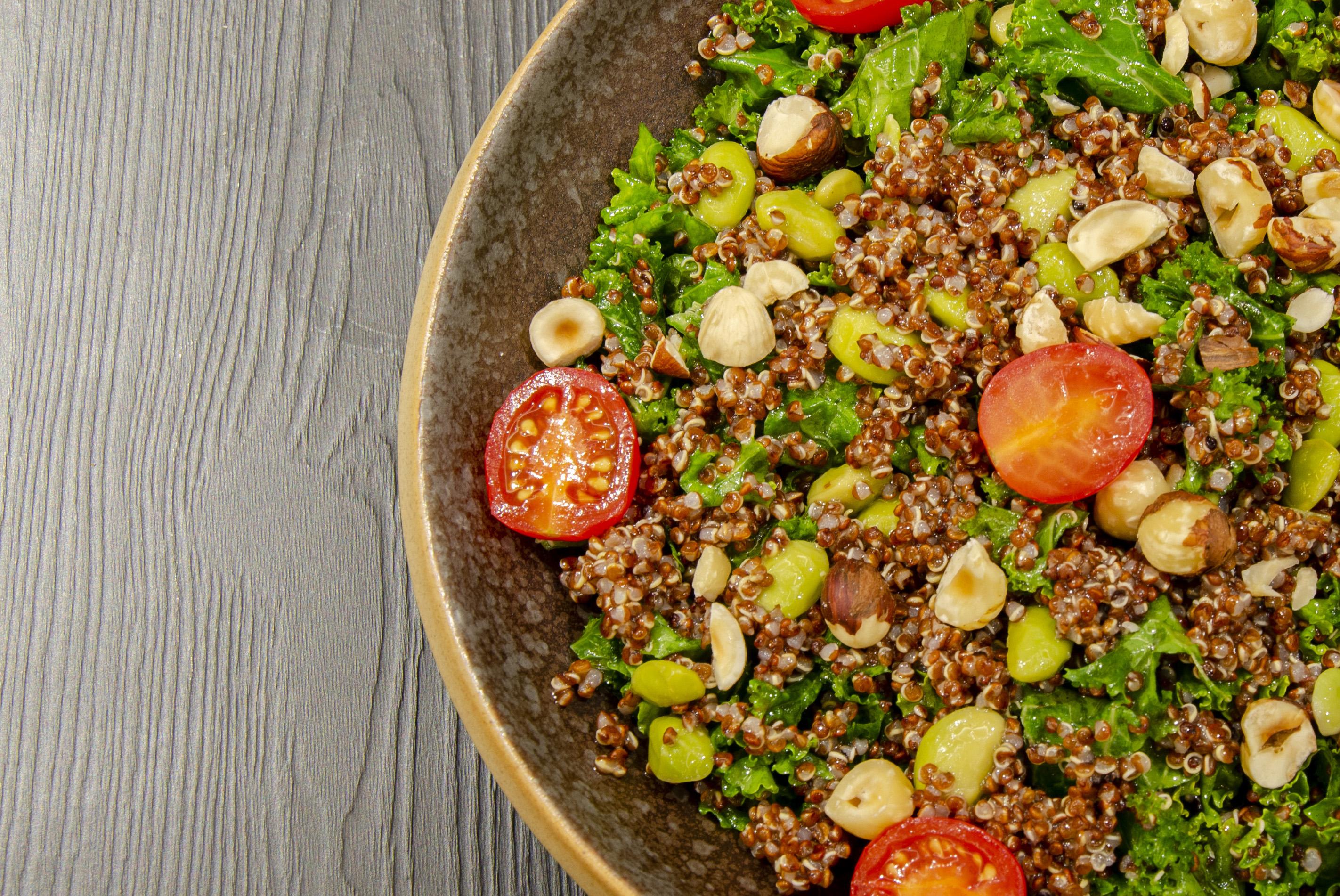 ホテル プラザ アンドラ・ラ・ベリャ エクステリア 写真 Quinoa salad