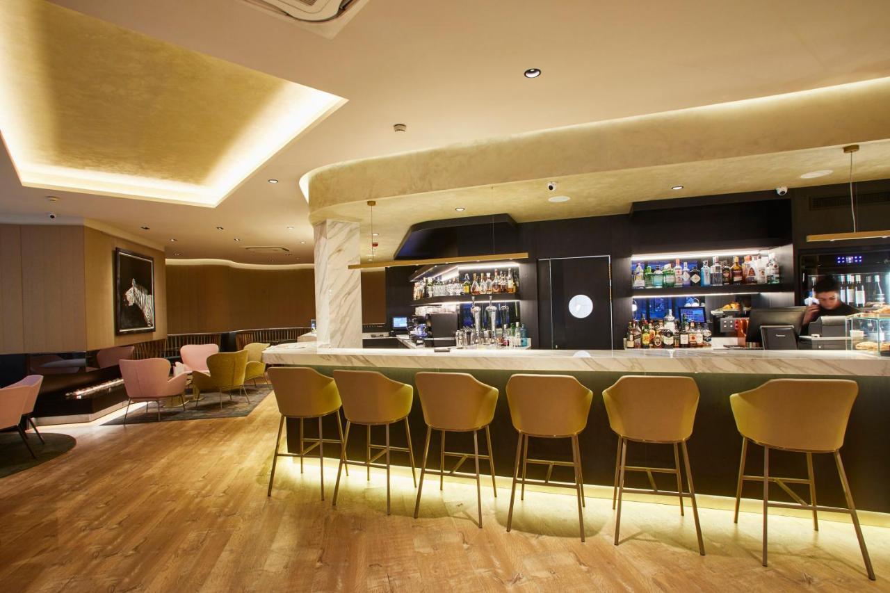 ホテル プラザ アンドラ・ラ・ベリャ エクステリア 写真 The bar at the lounge